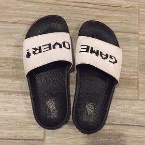 vans game over flip flops